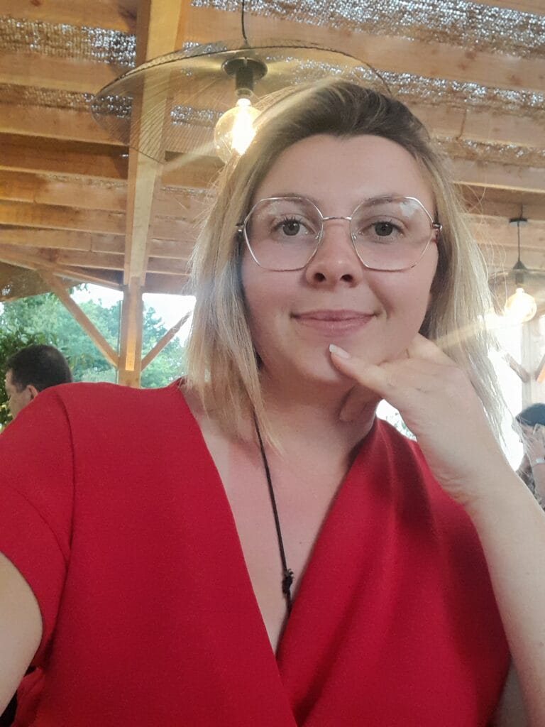 Image de profil de Ines - Blooming Pets - Petsitting et garde d'animaux à domicile