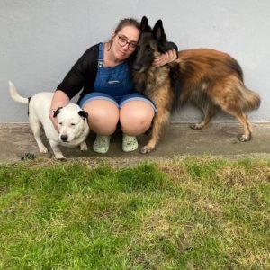 Images de profil de Elise - Blooming Pets - Petsitting et garde d'animaux Ă domicile
