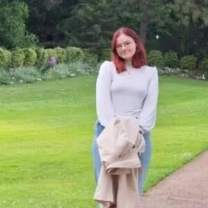 Image de profil de anaelle - Blooming Pets - Petsitting et garde d'animaux Ă domicile