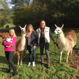 Images de profil de christian - Blooming Pets - Petsitting et garde d'animaux Ă domicile