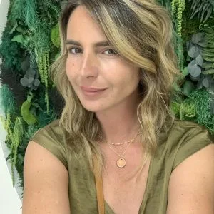 Image de profil de Leslie - Blooming Pets - Petsitting et garde d'animaux à domicile