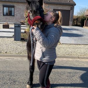 Images de profil de Coralie - Blooming Pets - Petsitting et garde d'animaux à domicile