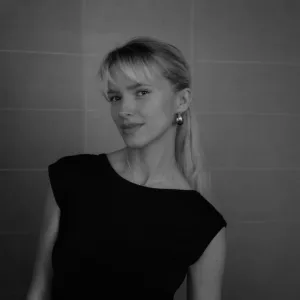 Image de profil de Julie - Blooming Pets - Petsitting et garde d'animaux à domicile