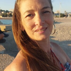 Image de profil de Delphine - Blooming Pets - Petsitting et garde d'animaux Ă domicile