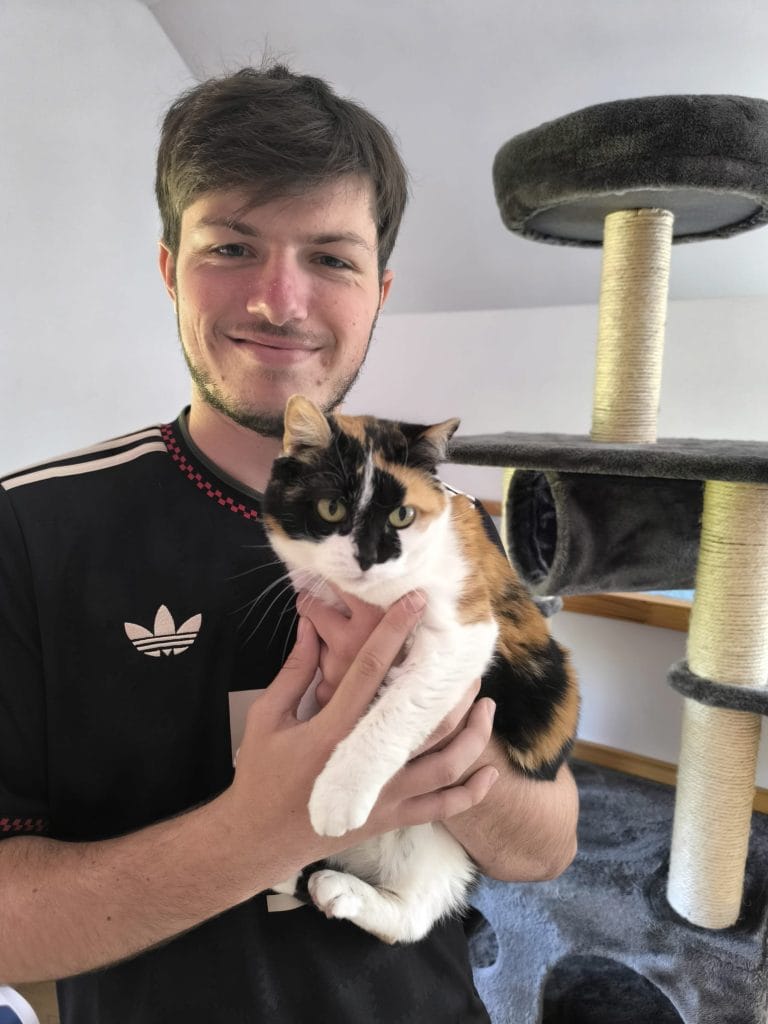 Image de profil de Matias - Blooming Pets - Petsitting et garde d'animaux à domicile
