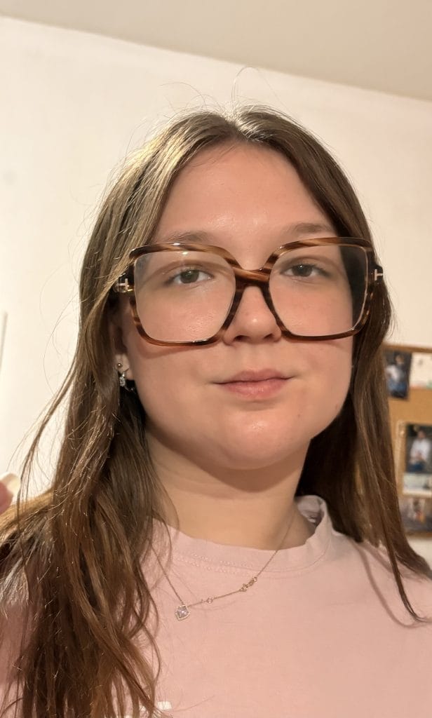 Image de profil de Charline - Blooming Pets - Petsitting et garde d'animaux à domicile