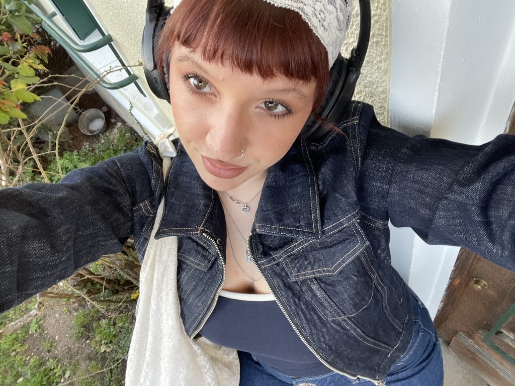 Image de profil de lina - Blooming Pets - Petsitting et garde d'animaux à domicile