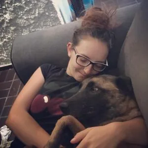 Image de profil de Charline - Blooming Pets - Petsitting et garde d'animaux à domicile