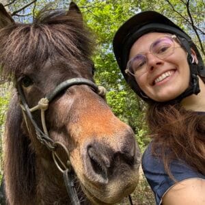 Image de profil de Léna - Blooming Pets - Petsitting et garde d'animaux à domicile