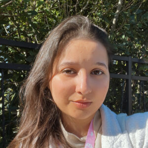 Image de profil de Yamina - Blooming Pets - Petsitting et garde d'animaux à domicile