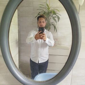 Images de profil de Louis - Blooming Pets - Petsitting et garde d'animaux Ă domicile