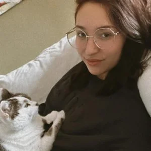 Image de profil de Alicia - Blooming Pets - Petsitting et garde d'animaux à domicile