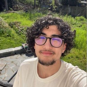 Images de profil de Adam - Blooming Pets - Petsitting et garde d'animaux à domicile
