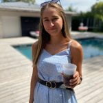 Image de profil de Charlotte - Blooming Pets - Petsitting et garde d'animaux à domicile