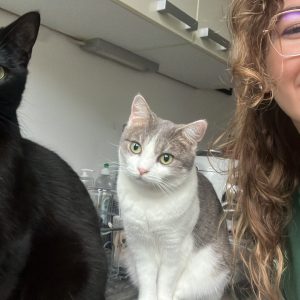 Images de profil de Chloé - Blooming Pets - Petsitting et garde d'animaux à domicile