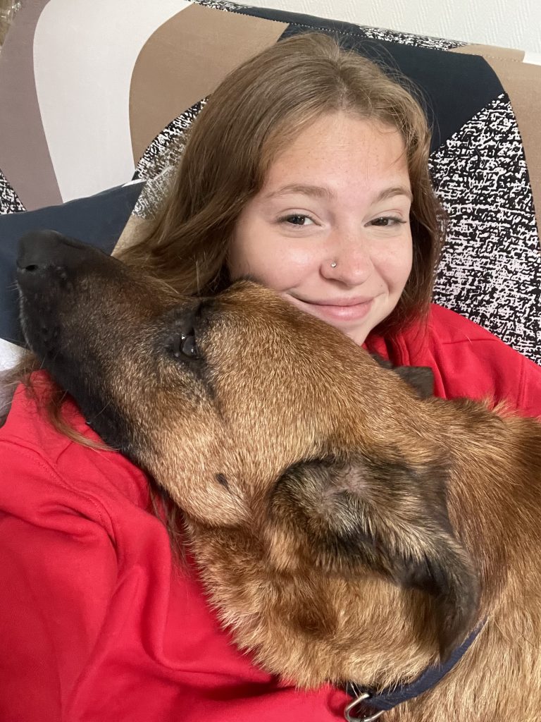 Image de profil de Eloïse - Blooming Pets - Petsitting et garde d'animaux à domicile
