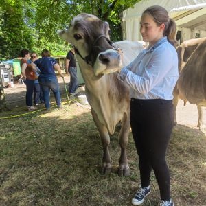 Images de profil de Justine - Blooming Pets - Petsitting et garde d'animaux à domicile