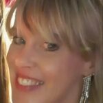 Image de profil de Carine - Blooming Pets - Petsitting et garde d'animaux à domicile