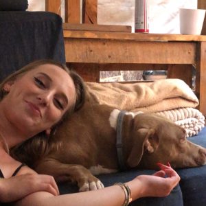 Images de profil de Stella - Blooming Pets - Petsitting et garde d'animaux Ă domicile