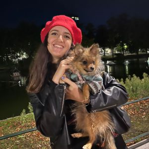 Images de profil de Zaina - Blooming Pets - Petsitting et garde d'animaux Ă domicile