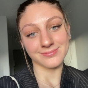 Image de profil de Aliciane - Blooming Pets - Petsitting et garde d'animaux Ă domicile
