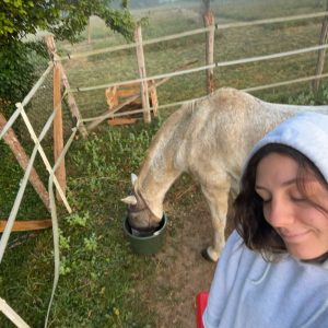 Images de profil de Aliciane - Blooming Pets - Petsitting et garde d'animaux à domicile