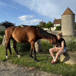 Images de profil de Chloé - Blooming Pets - Petsitting et garde d'animaux à domicile