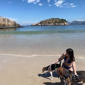 Images de profil de Dominique Daria - Blooming Pets - Petsitting et garde d'animaux à domicile