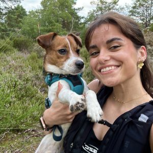 Image de profil de Mandy - Blooming Pets - Petsitting et garde d'animaux Ă domicile