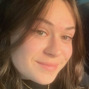 Images de profil de Tess - Blooming Pets - Petsitting et garde d'animaux à domicile